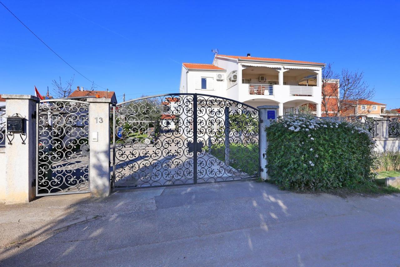 Hacienda Mia With Pool And Yacuzzi, Free Parking Villa Zadar Ngoại thất bức ảnh